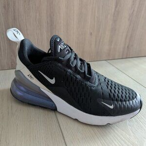 Nike Air Max 270